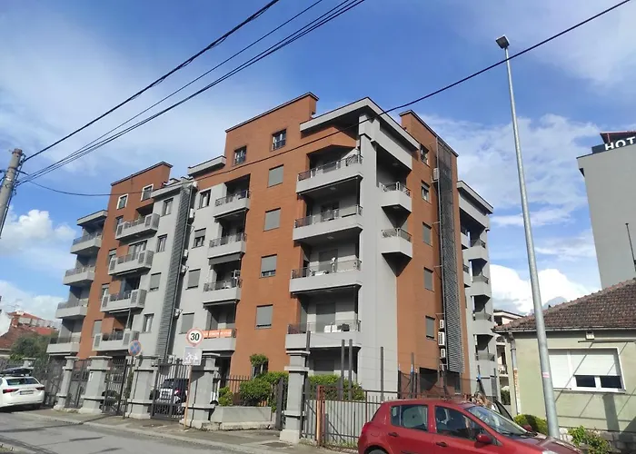 Cozy K With Kitchen & Wifi In Heart Of