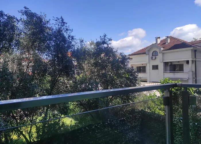 Apartamento Cozy K With Kitchen & Wifi In Heart Of